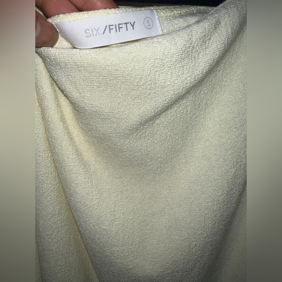 💛 NWT! Six/Fifty One Shoulder Cut Out Top - Picture 5 of 8